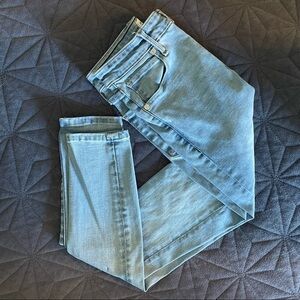 Abercrombie light wash high rise skinny jeans size 25S